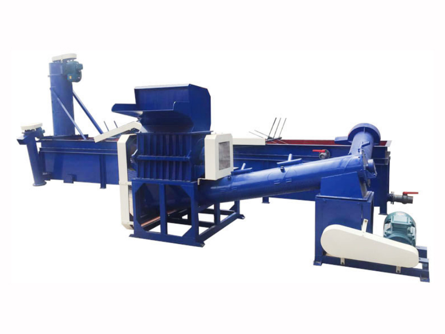 Simple plastic film crushing, cleaning and dehydration production line
